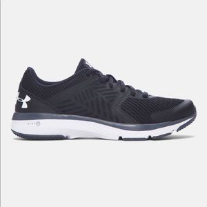 Under Armour - Women’s training sneaker